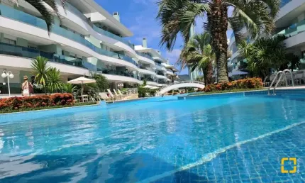 Brognoli Vende- Apartamento de alto padrão em condomínio clube