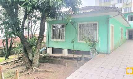Casa com 5 quartos à venda na Rua Rodolfo Manoel Bento, 145, Carvoeira, Florianópolis
