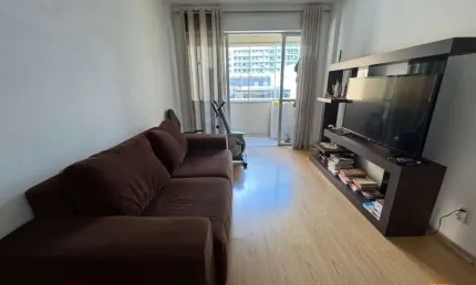 Apartamento 1 dormitório no centro de florianópolis - mobiliado e com vaga coberta!