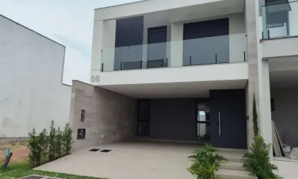 Casa de 03 dormitórios sendo os 03 suítes no bairro Beira Rio em BIGUAÇU - SC