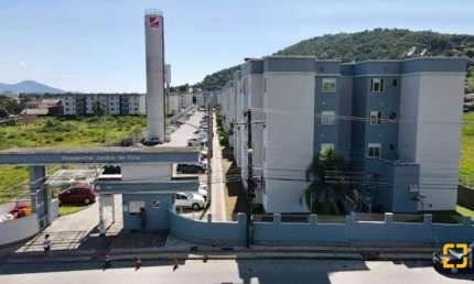 Apartamento à venda com 2 dormitórios no bairro Fundos em Biguaçu SC.