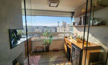 Apartamento 3 dormitórios com suíte, mobiliado - 4 vagas de garagem