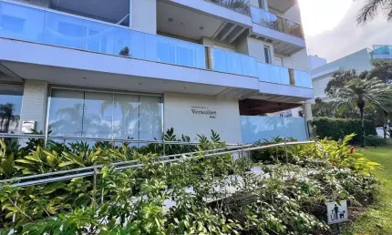 Apartamento mobiliado com 4 suítes, 3 vagas, 145 m², no Jurerê Internacional/Florianópolis