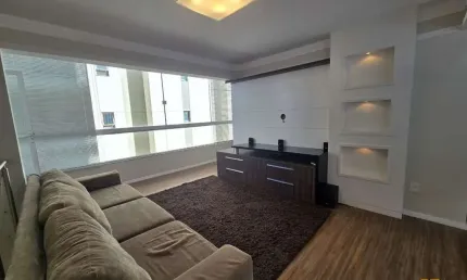 Cobertura no centro de Florianpópolis com 197m², 2 quartos, 1 suíte, 2 vagas de garagem