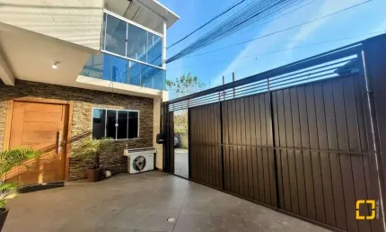Casa de 04 dormitórios com piscina, no campeche, florianópolis/sc