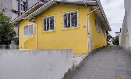 CASA PARA VENDA, FLORIANÓPOLIS SC, BAIRRO CAPOEIRAS, 3 DORMITÓRIOS, SENDO 1 SUÍE, 3 BANHEIROS