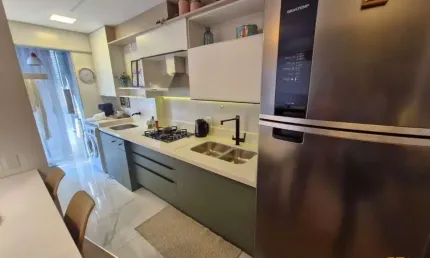 APARTAMENTO 1 QUARTO COM SACADA COM CHURRASQUERIA CENTRO -FLORIANÓPOLIS