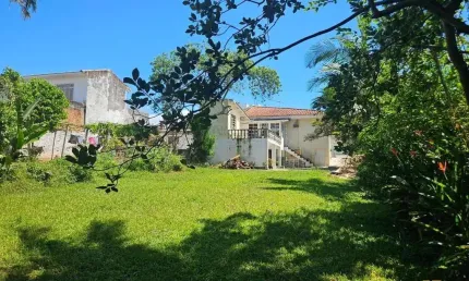 Terreno com 686,00m2,  ótima localização no bairro.