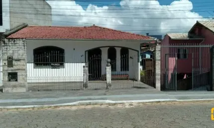 Casa com 4 dormitórios, sendo 2 suítes  no Birro Jardim Atlãntico, Florianópolis/SC