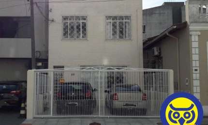 Casa comercial e residencial com 3 dormitórios - bairro Centro - Florianópolis - SC