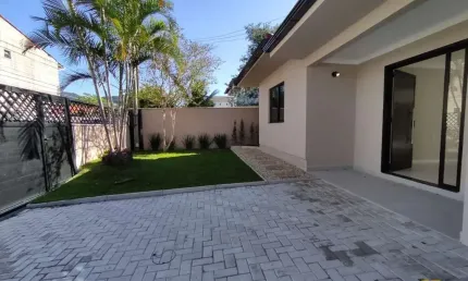 BROGNOLI VENDE - CASA RESIDENCIAL, 3 DORMITÓRIOS, SENDO 1 SUÍTE - INGLESES