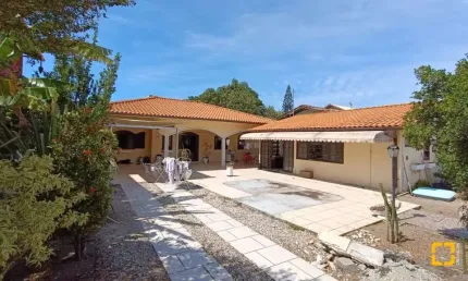 Casa com 3 quartos à venda na Rua José Elias Lopes, 618, Campeche, Florianópolis