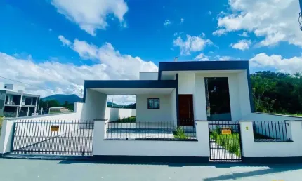 Casa com 3 quartos à venda na Rua Vidal Vicente Andrade, Sertão do Maruim, São José