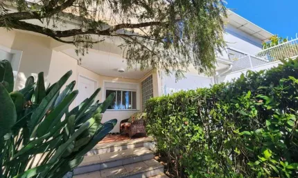 Casa com 4 quartos à venda na Avenida Deputado Protógenes Vieira, 66, Santa Mônica, Florianópolis