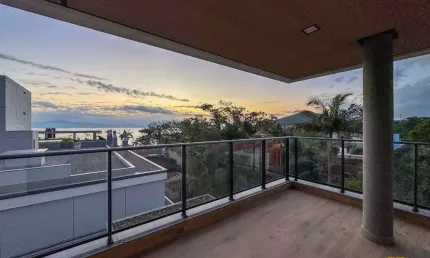 Apartamento - 2 suítes, 2 vagas, hobby box e sacada com churrasqueira | Santo Antônio de Lisboa SC
