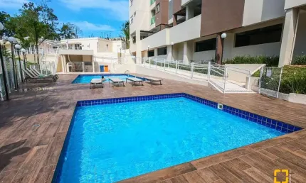 Apartamento de 1 dormitório com suíte, lavabo e vaga à venda no centro de são josé/sc