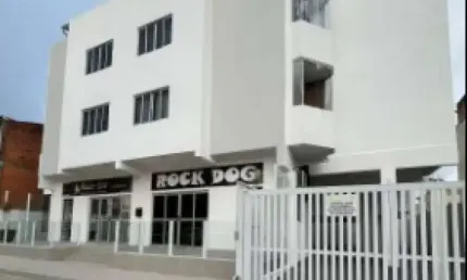 Brognoli vende- apartamento 1 dormitório no centrinho de canasvieiras