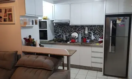 Apartamento 2 dormitórios com vaga de garagem em capoeiras