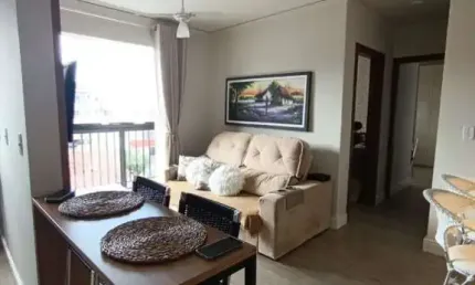 Apartamento 2 dorm aconchegante e ensolarado em localização privilegiada!