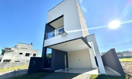 Casa em Condomínio para Venda em Curitiba, Santa Cândida, 3 dormitórios, 3 suítes, 4 banheiros, 2 vagas
