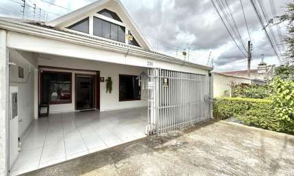 Casa para Venda em Curitiba, Bairro Alto, 4 dormitórios, 2 suítes, 3 banheiros, 2 vagas