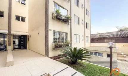 Apartamento com 3 dormitórios à venda, 90 m² por R$ 450.000,00 - Água Verde - Curitiba/PR