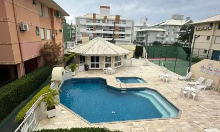 Apartamento mobiliado próximo ao mar praia ingleses financiável