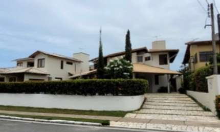 Excelente casa com piscina e 4 quartos no Aldebaran