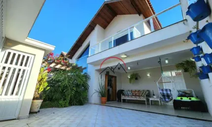 Casa com 4 quartos à venda na Rua Silvio Pinto Soares, 125, Balneario Sambura, Peruíbe