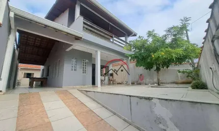 Casa com 3 quartos à venda na Rua Ernesto Maragni, 52, Centro, Peruíbe