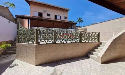 Casa com 5 quartos à venda na Rua Nilo Soares Ferreira, 681, Centro, Peruíbe