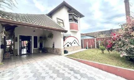 Sobrado com 4 dormitórios à venda, 183 m² por R$ 700.000,00 - Estância Balneária Maria Helena Novaes - Peruíbe/SP