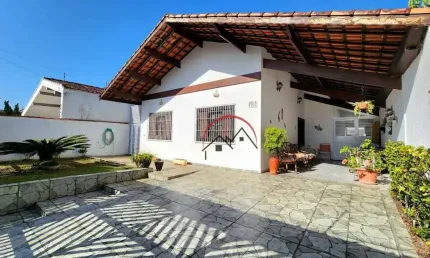 Casa com 3 quartos à venda na Rua Alfredo B Lourenço, 50, Balneário São João Batista, Peruíbe