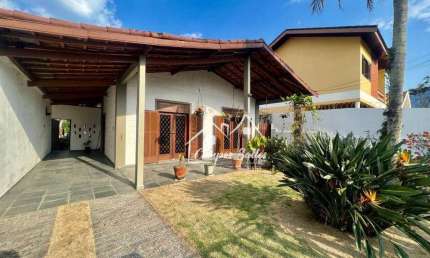 Casa com 3 quartos para alugar na Rua Amazonas, 40, Balneário Stella Maris, Peruíbe