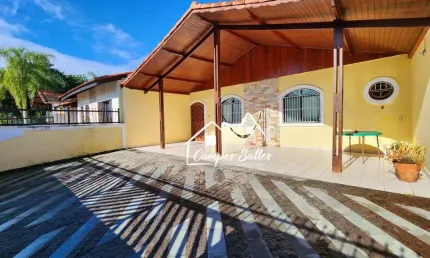 Casa com 2 quartos à venda na Avenida Semyramis De Souza Rossi, 179, Parque Balneário Oásis, Peruíbe