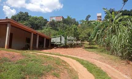 Chacara com 1200m2  com casa com 90m2 no Jardim Santa Cecilia 2- SJCampos
