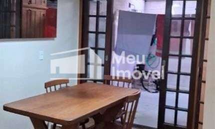 Sobrado com 75 m2 3 dormitorios - condominio Quinta dos Ipes
