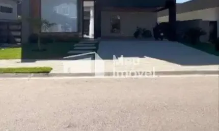 Sobrado, 323 m²,  À VENDA, no condomínio Mont Blanc