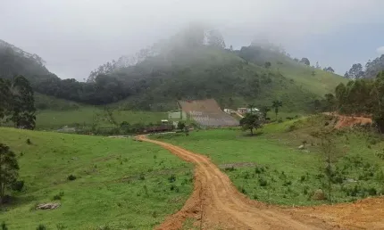 Sitio - Chacara na regiao de Paraibuna 5.000m2 proxima a represa de Paraibuna