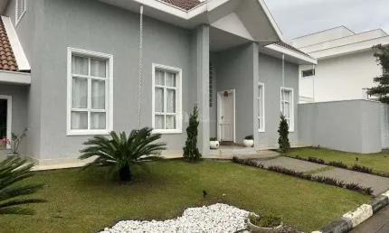 Casa 3 dormitorios sendo 2 suites em Condominio Sunset - Vila Branca em Jacarei SP