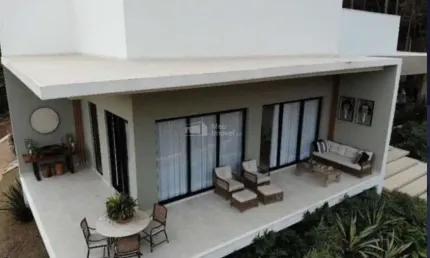 Casa 3 dorms c/ 2 suites - Jd Torrao de Ouro em Sao Jose dos Campos SP