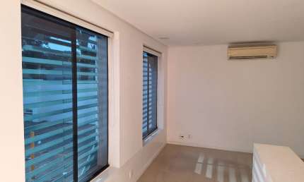 Ponto Comercial, 250 m², para venda e/ou locação, na Av. 9 de Julho, , São José dos Campos
