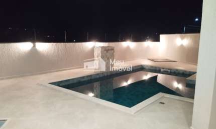 Casa luxuosa com 227m² acabamento impecavel 3 dormitórios em condominio Santa Monica