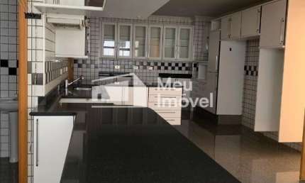 Apartamento 175m² - 4 dormitórios, sendo 1 suíte - Vila Adyana - Zona Central - São José dos Campos.