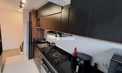 Apartamento à Venda – Edifício Mirante Flamboyant – Parque Residencial Flamboyant – São José dos Campos/SP  Localizado em uma região tranquila e bem servida por comércios e serviços, este apartamento