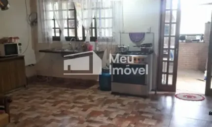 Linda Chácara a venda com 3.000 m² com 02 suítes - Vila São Geraldo - SJC