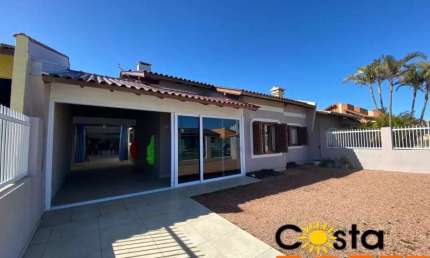 Casa com 4 quartos à venda na Zona Nova, Tramandaí 