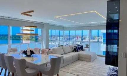 Fino Apartamento Mobiliado e Decorado no Centro de Tramandaí
