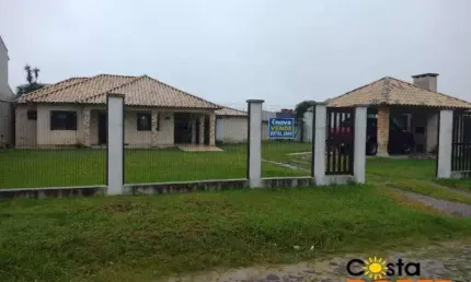 Casa com 5 quartos à venda na Zona Nova, Tramandaí 