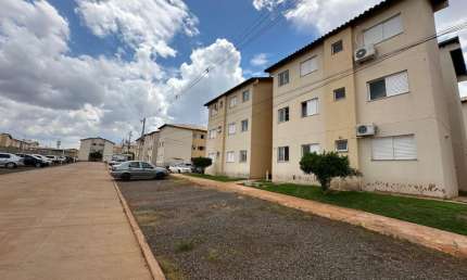 Apartamento com 2 quartos para alugar na Rua José Rodrigues de Melo, 215, Jardim Centenário, Campo Grande